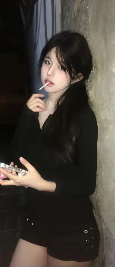 揭秘“一区色婷婷无码视频综合网丝袜在线免费”背后的流量骗局与数据风险